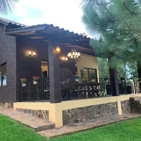 Cabana No.6 Puerta Del Bosque Mazamitla. Εξωτερικό φωτογραφία